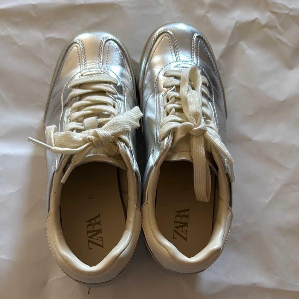 Zara Silver and White Athletic Shoes